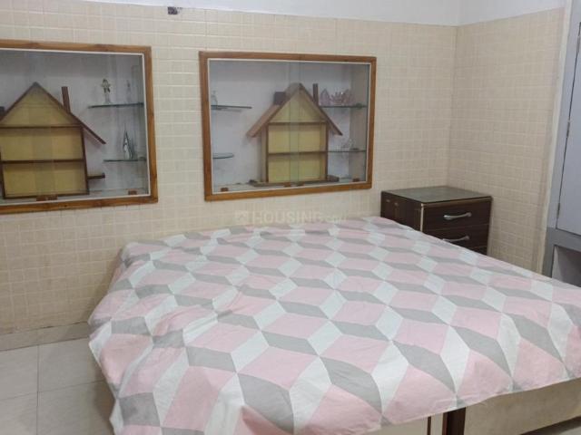 2 BHK Independent Builder Floor in Model Town for rent New Delhi. The reference number is 20205575