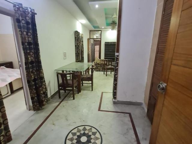 2 BHK Independent Builder Floor in Model Town for rent New Delhi. The reference number is 20914990