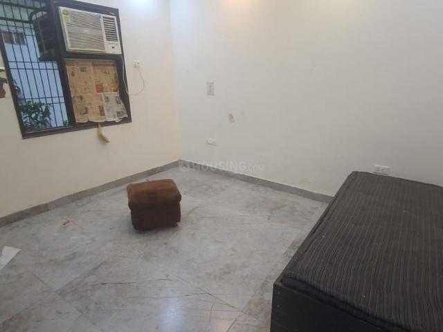 2 BHK Independent Builder Floor in Moti Nagar for rent New Delhi. The reference number is 20243596