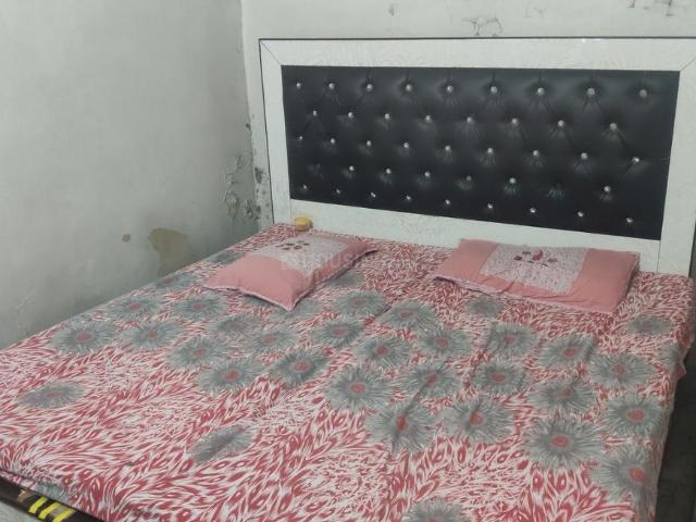2 BHK Independent Builder Floor in Moti Nagar for resale New Delhi. The reference number is 20834689