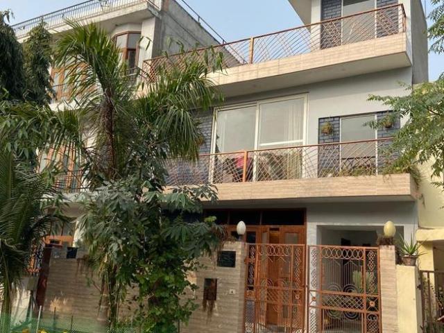 2 BHK Independent Builder Floor in NTPC Society for rent Greater Noida. The reference number is 20907243