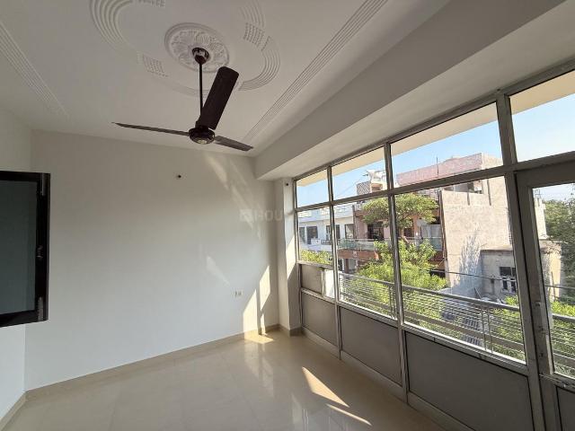 2 BHK Independent Builder Floor in Nacchatar Nagar for rent Bathinda. The reference number is 21335305