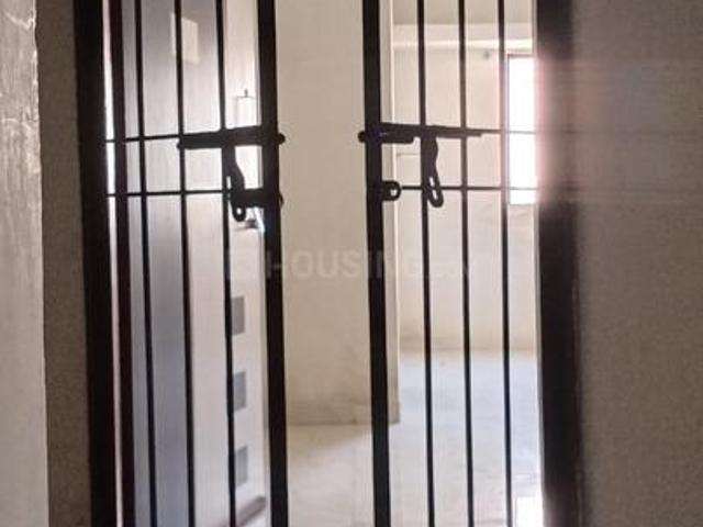 2 BHK Independent Builder Floor in Nana Varachha for rent Surat. The reference number is 21391281
