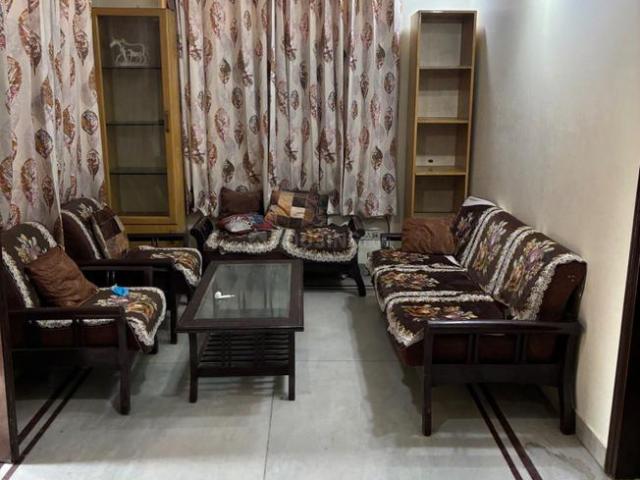 2 BHK Independent Builder Floor in Naraina for rent New Delhi. The reference number is 20180375