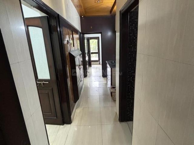 2 BHK Independent Builder Floor in Naraina for rent New Delhi. The reference number is 21151076