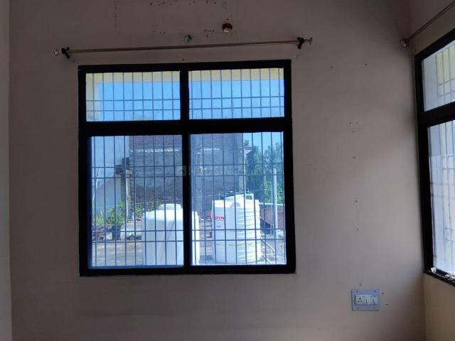 2 BHK Independent Builder Floor in Nawada for rent Arrah. The reference number is 20902436