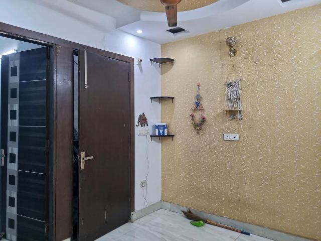 2 BHK Independent Builder Floor in Nawada for rent New Delhi. The reference number is 21216947