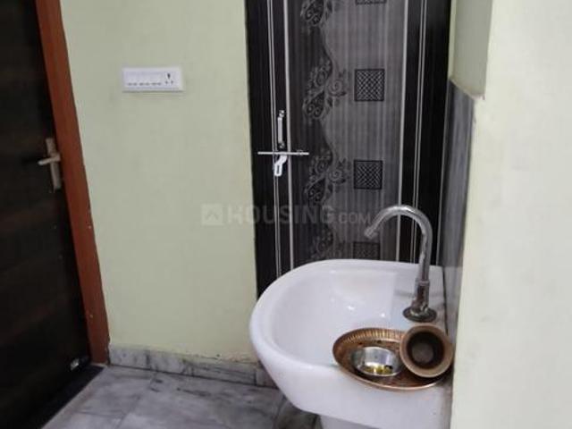 2 BHK Independent Builder Floor in Naubasta for rent Kanpur. The reference number is 21338238