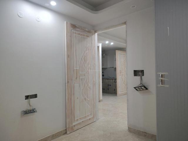 2 BHK Independent Builder Floor in Neb Sarai for resale New Delhi. The reference number is 19119951