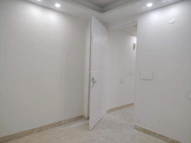2 BHK Independent Builder Floor in Neb Sarai for resale New Delhi. The reference number is 19428342
