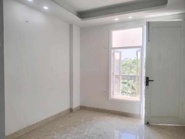 2 BHK Independent Builder Floor in Neb Sarai for resale New Delhi. The reference number is 20067498