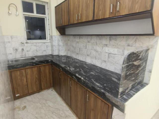 2 BHK Independent Builder Floor in New Ashok Nagar for rent New Delhi. The reference number is 17917776