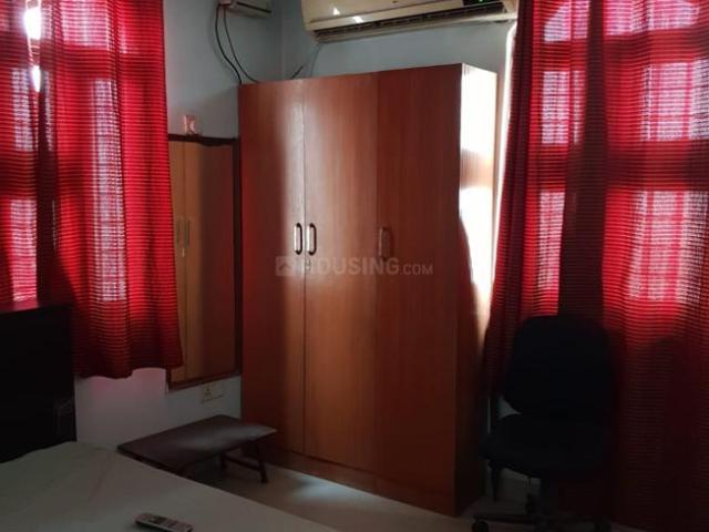 2 BHK Independent Builder Floor in New Ashok Nagar for rent New Delhi. The reference number is 17995694