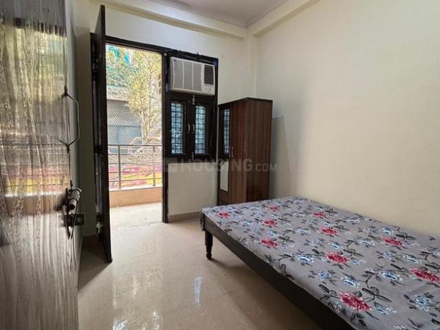2 BHK Independent Builder Floor in New Ashok Nagar for rent New Delhi. The reference number is 18988482