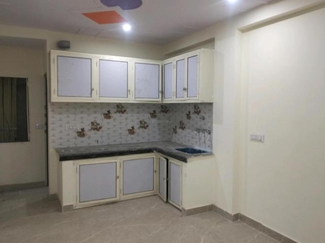 2 BHK Independent Builder Floor in New Ashok Nagar for rent New Delhi. The reference number is 19755006
