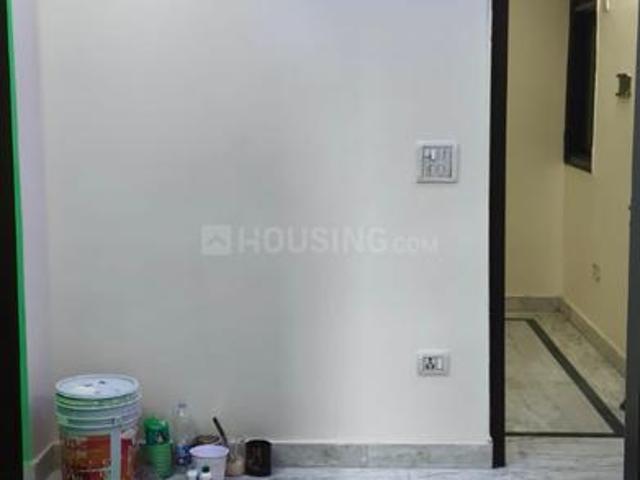 2 BHK Independent Builder Floor in New Ashok Nagar for rent New Delhi. The reference number is 19980507