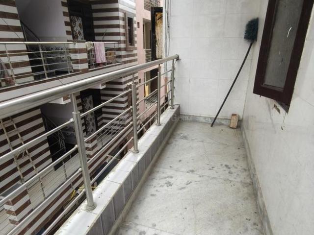 2 BHK Independent Builder Floor in New Ashok Nagar for rent New Delhi. The reference number is 19080150
