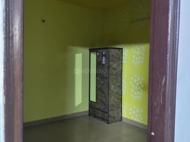 2 BHK Independent Builder Floor in New Ashok Nagar for rent New Delhi. The reference number is 21162923