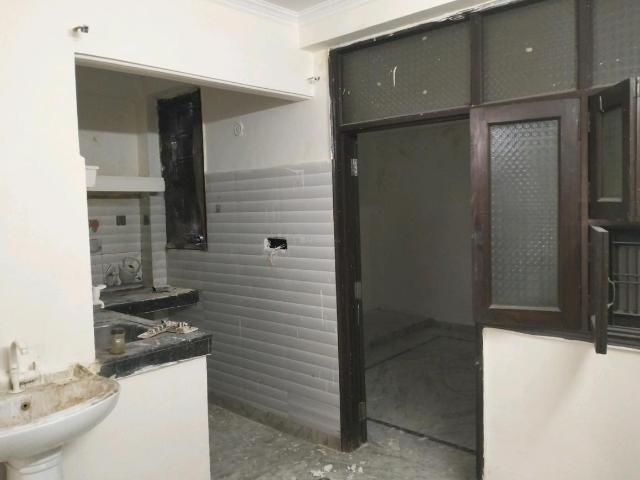 2 BHK Independent Builder Floor in New Ashok Nagar for rent New Delhi. The reference number is 21349252