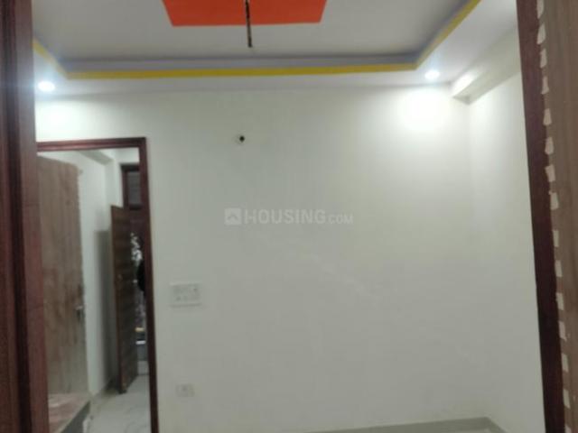 2 BHK Independent Builder Floor in New Ashok Nagar for resale New Delhi. The reference number is 19130713