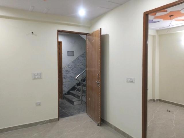 2 BHK Independent Builder Floor in New Ashok Nagar for resale New Delhi. The reference number is 19754984