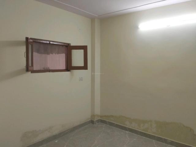 2 BHK Independent Builder Floor in New Ashok Nagar for resale New Delhi. The reference number is 19998878