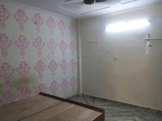 2 BHK Independent Builder Floor in New Ashok Nagar for resale New Delhi. The reference number is 20022577