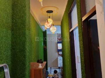 Flat for sale in Mayur County