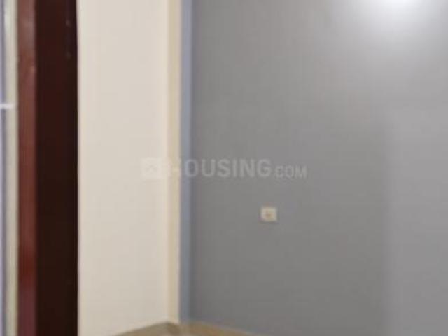 2 BHK Independent Builder Floor in New Ashok Nagar for resale New Delhi. The reference number is 20290996