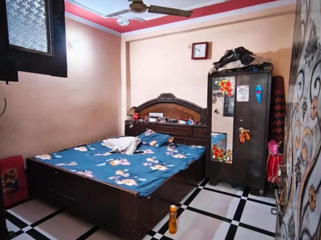 2 BHK Independent Builder Floor in New Ashok Nagar for resale New Delhi. The reference number is 20387639