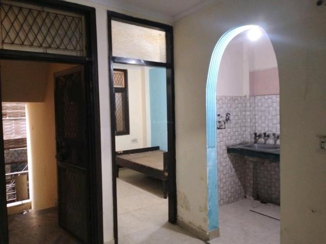 2 BHK Independent Builder Floor in New Ashok Nagar for resale New Delhi. The reference number is 21224597