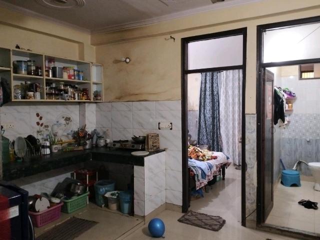 2 BHK Independent Builder Floor in New Ashok Nagar for resale New Delhi. The reference number is 21348467