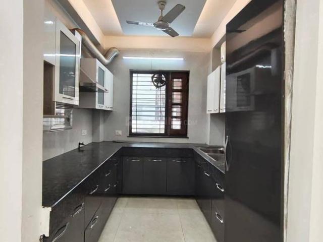 2 BHK Independent Builder Floor in New Rajinder Nagar for rent New Delhi. The reference number is 20685081