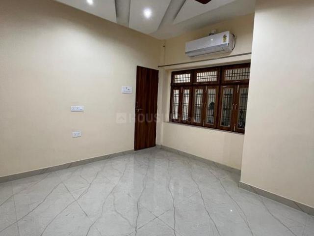 2 BHK Independent Builder Floor in Newada for rent Varanasi. The reference number is 20526792