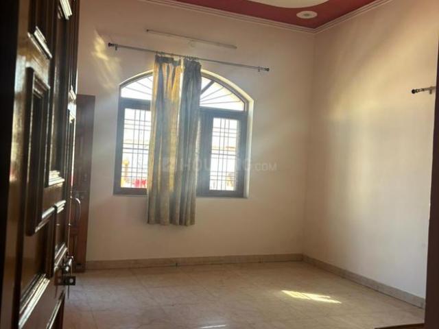 2 BHK Independent Builder Floor in Niranjanpur for rent Dehradun. The reference number is 19450832