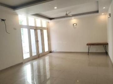2 BHK Independent Builder Floor in Nizamuddin East for rent New Delhi. The reference number is 19550881