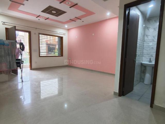 2 BHK Independent Builder Floor in Omicron 1A for rent Greater Noida. The reference number is 21059975