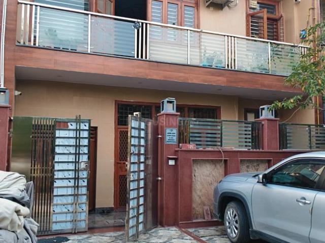 2 BHK Independent Builder Floor in Omicron III for rent Greater Noida. The reference number is 21282068