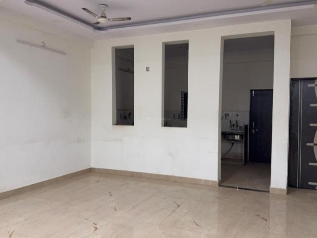 2 BHK Independent Builder Floor in Airport Road for rent Bhopal. The reference number is 20828976