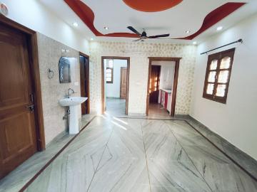 2 BHK Independent Builder Floor in Anand Vihar for rent New Delhi. The reference number is 20376207