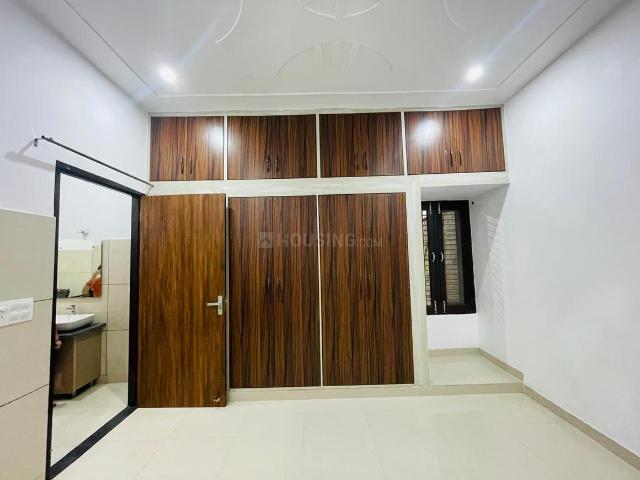 2 BHK Independent Builder Floor in Anand Vihar for rent Hapur. The reference number is 19743813