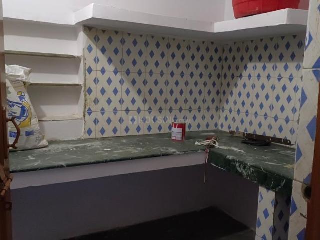2 BHK Independent Builder Floor in Arjun Nagar for rent New Delhi. The reference number is 17317271