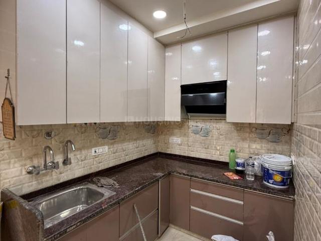 2 BHK Independent Builder Floor in Ashok Vihar for rent New Delhi. The reference number is 19590589