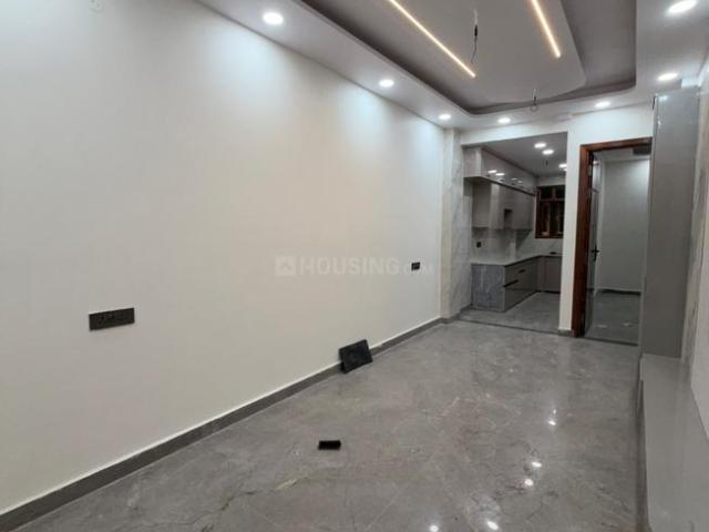 2 BHK Independent Builder Floor in Ashok Vihar for resale New Delhi. The reference number is 21164303