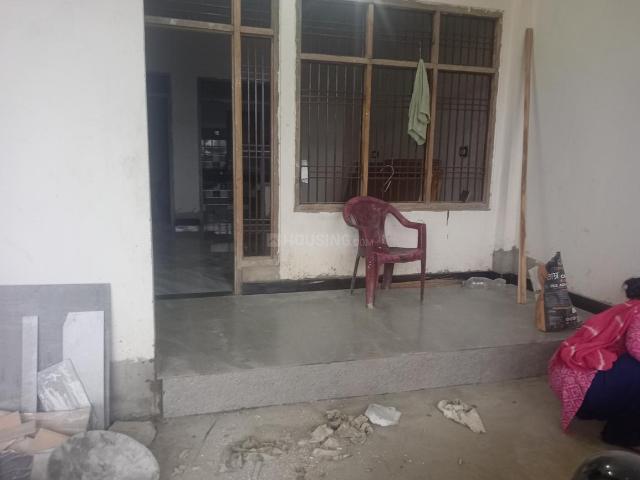 2 BHK Independent Builder Floor in Ashokpuram Colony for rent Varanasi. The reference number is 16527027