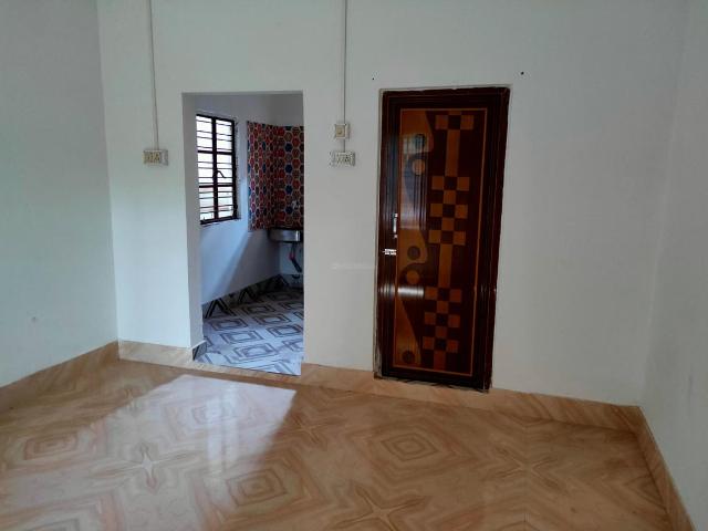 2 BHK Independent Builder Floor in Barasat for rent Kolkata. The reference number is 6385749