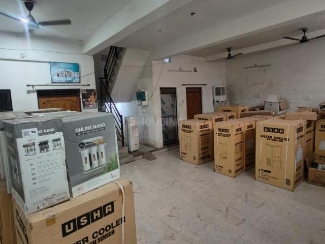 2 BHK Independent Builder Floor in Bhelupur for rent Varanasi. The reference number is 20724652