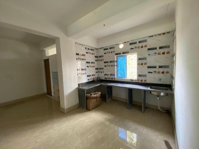 2 BHK Independent Builder Floor in Birati for rent Kolkata. The reference number is 19945443