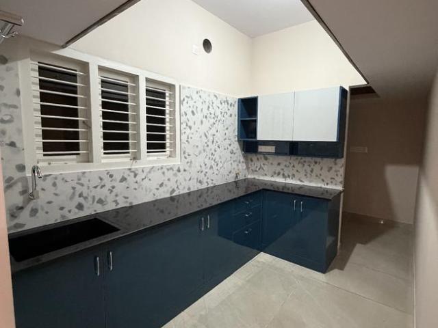 2 BHK Independent Builder Floor in Chamrajpura for rent Mysore. The reference number is 21247718