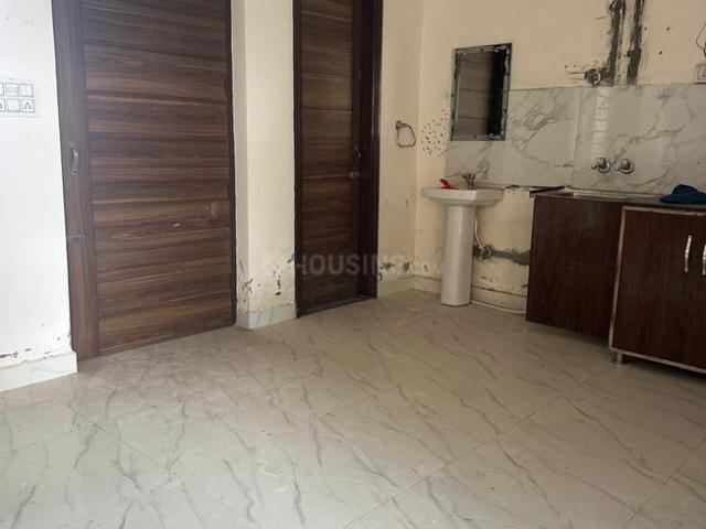 2 BHK Independent Builder Floor in Chandsar Basti for rent Bathinda. The reference number is 17235117